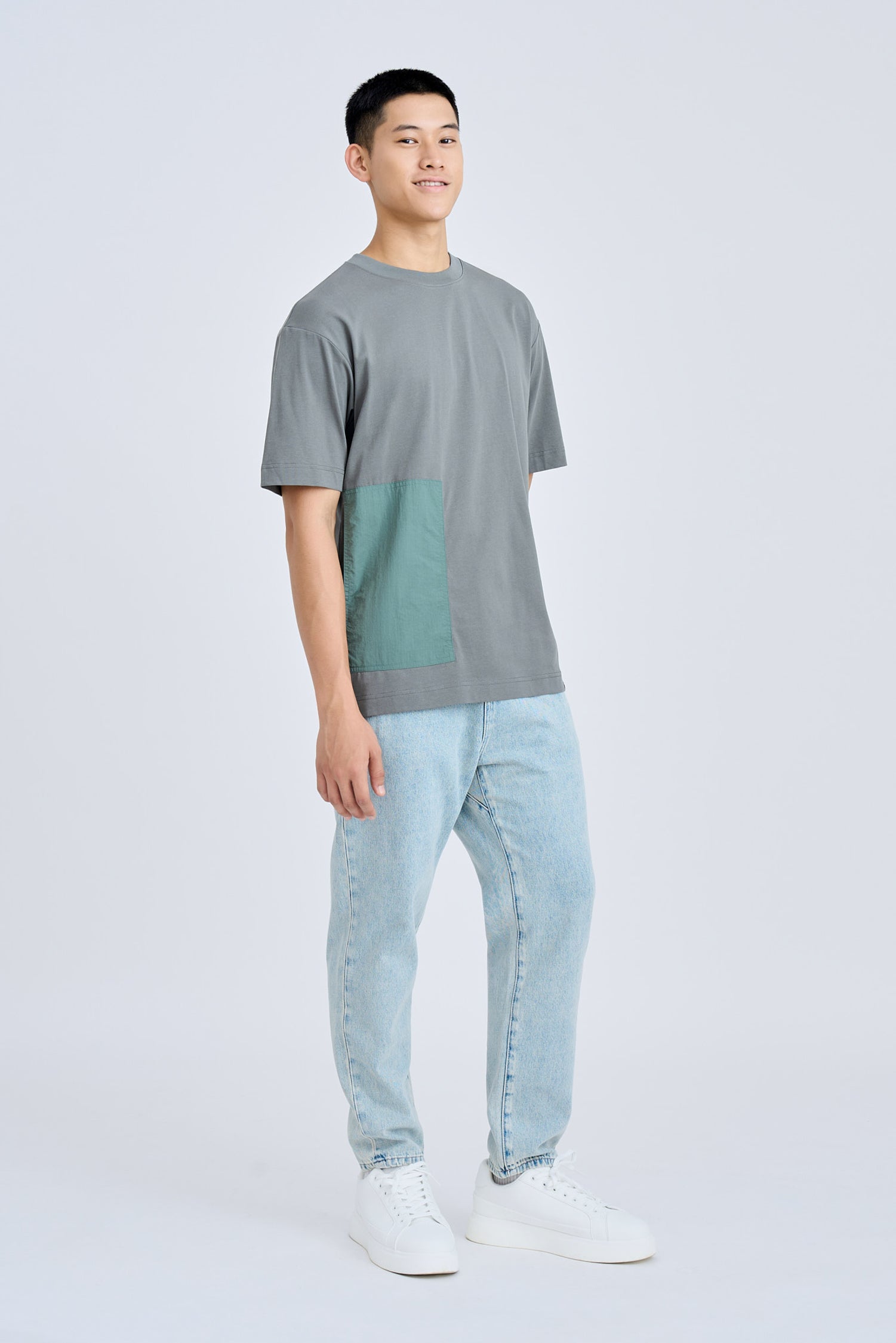 Relaxed Fit Jeans - Light Denim